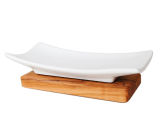 Soap dish with porcelain made of olive wood
